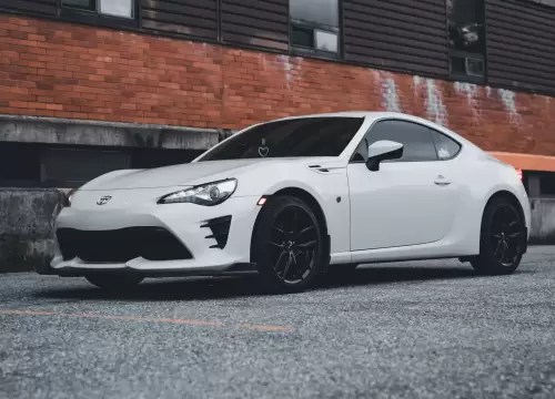 Toyota Auris  - Family Star Transport Uk LTD